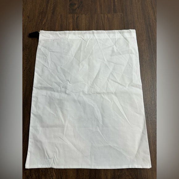 13x16.5” Larroude Dust Bag - Picture 2 of 4